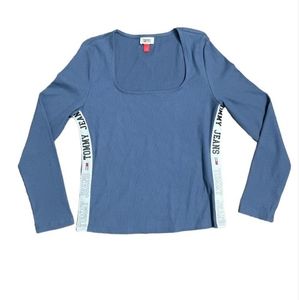 Tommy Jean's long sleeve sweater/top